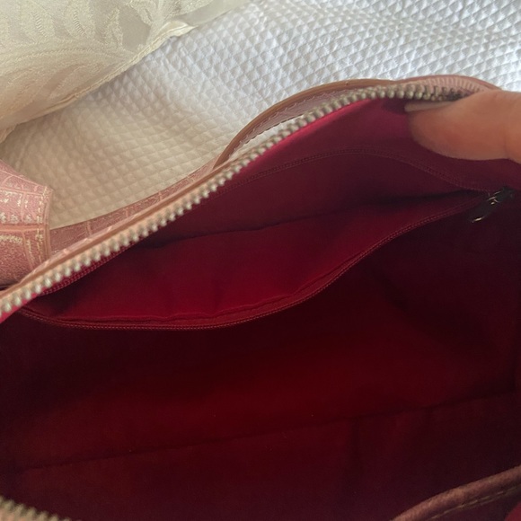 Pink & Silver Over the Shoulder Pocket book - Picture 5 of 6